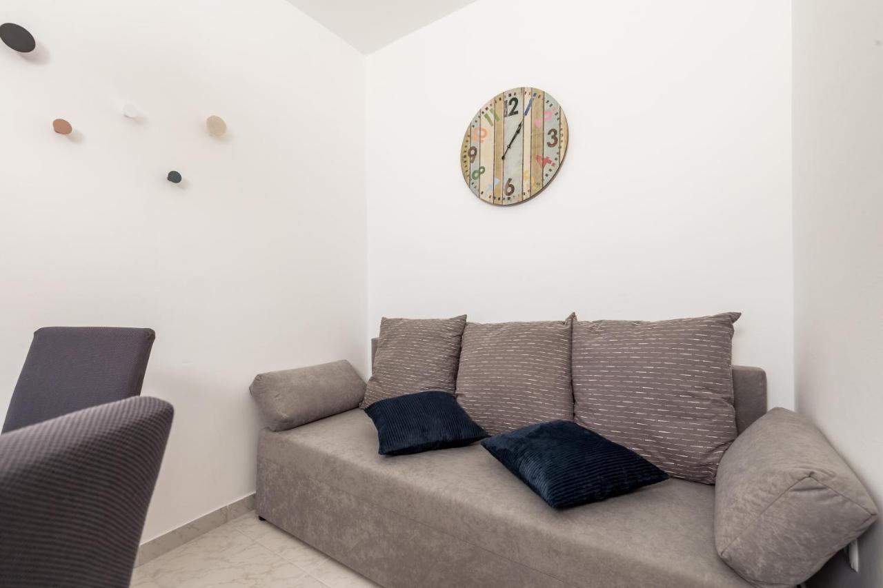 Apartments Vilma Опатия Екстериор снимка