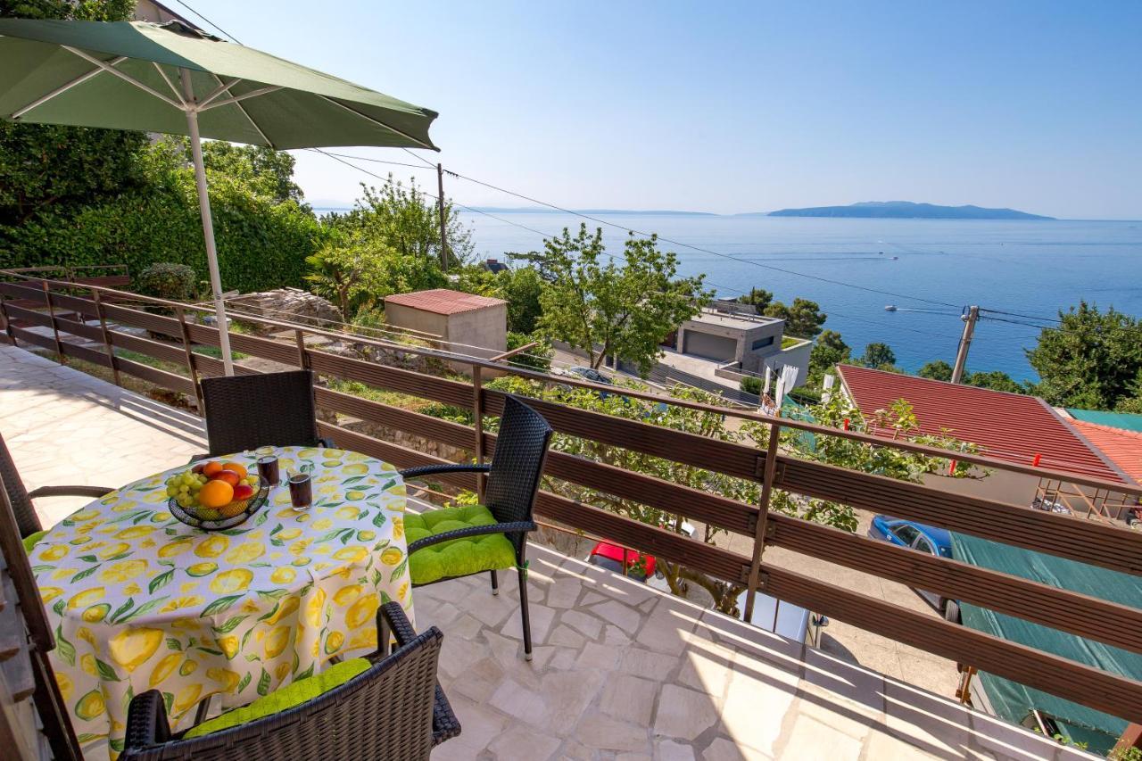 Apartments Vilma Опатия Екстериор снимка