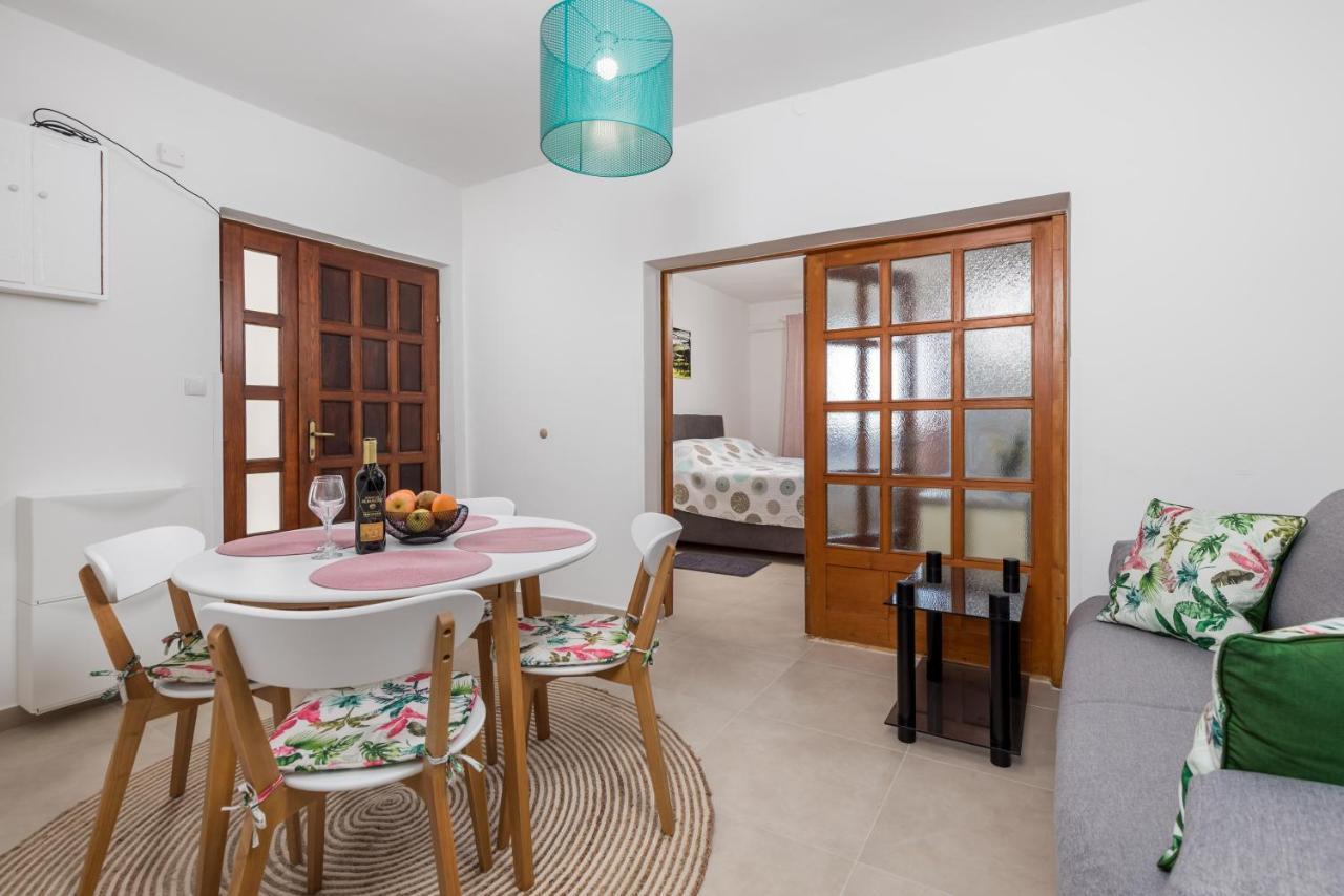 Apartments Vilma Опатия Екстериор снимка