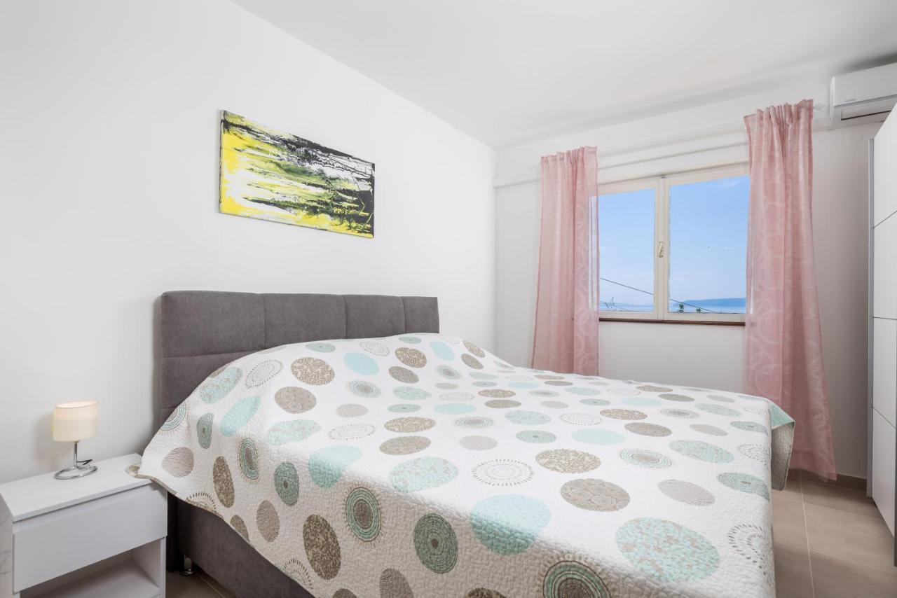Apartments Vilma Опатия Екстериор снимка